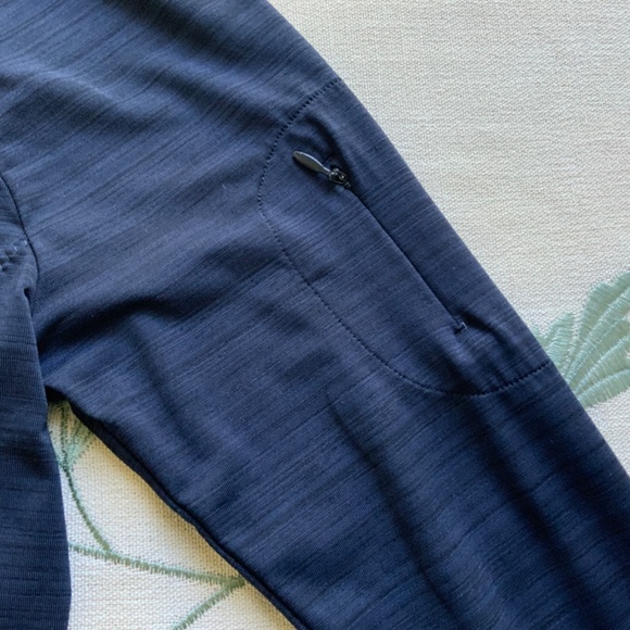 ATHLETA HALF ZIP LONG SLEEVE NAVY TOP $25 - Picture 4 of 6